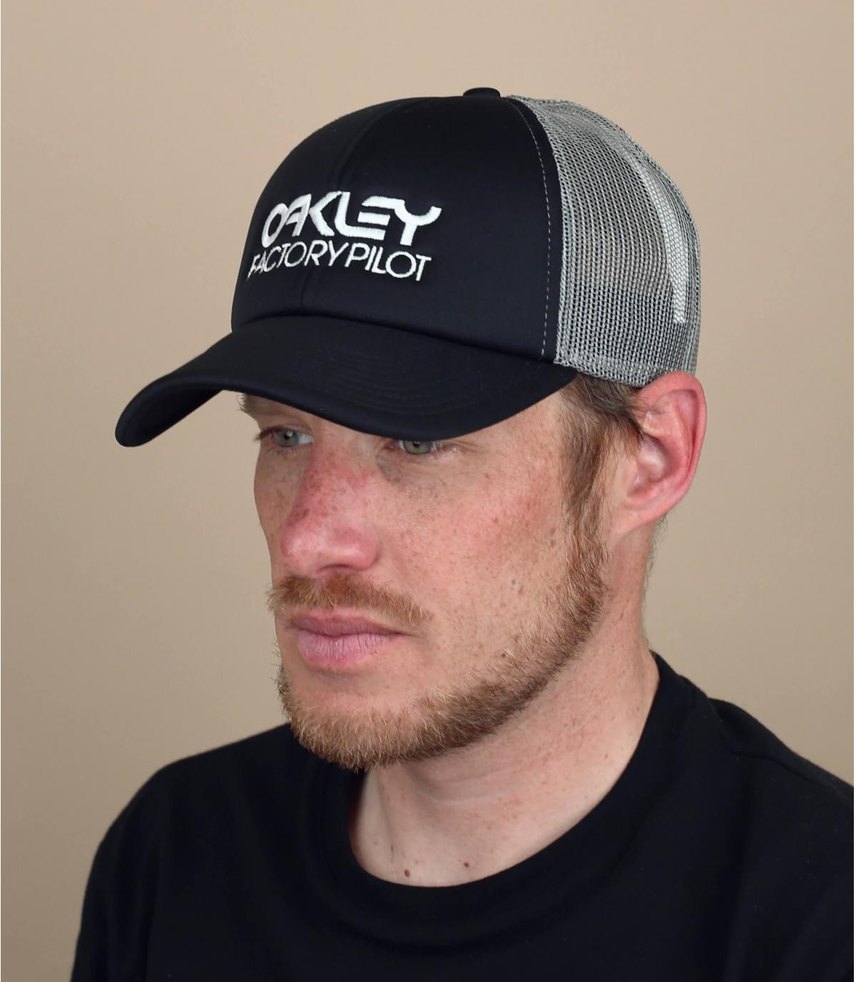 Oakley trucker - Factory Pilot Trucker Oakley Headict