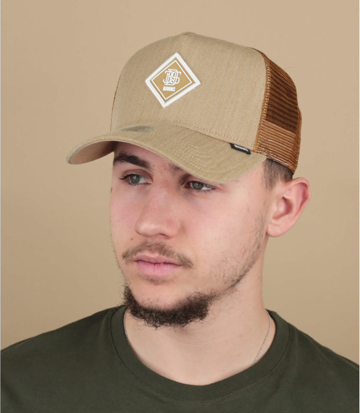 Trucker deals cap djinns