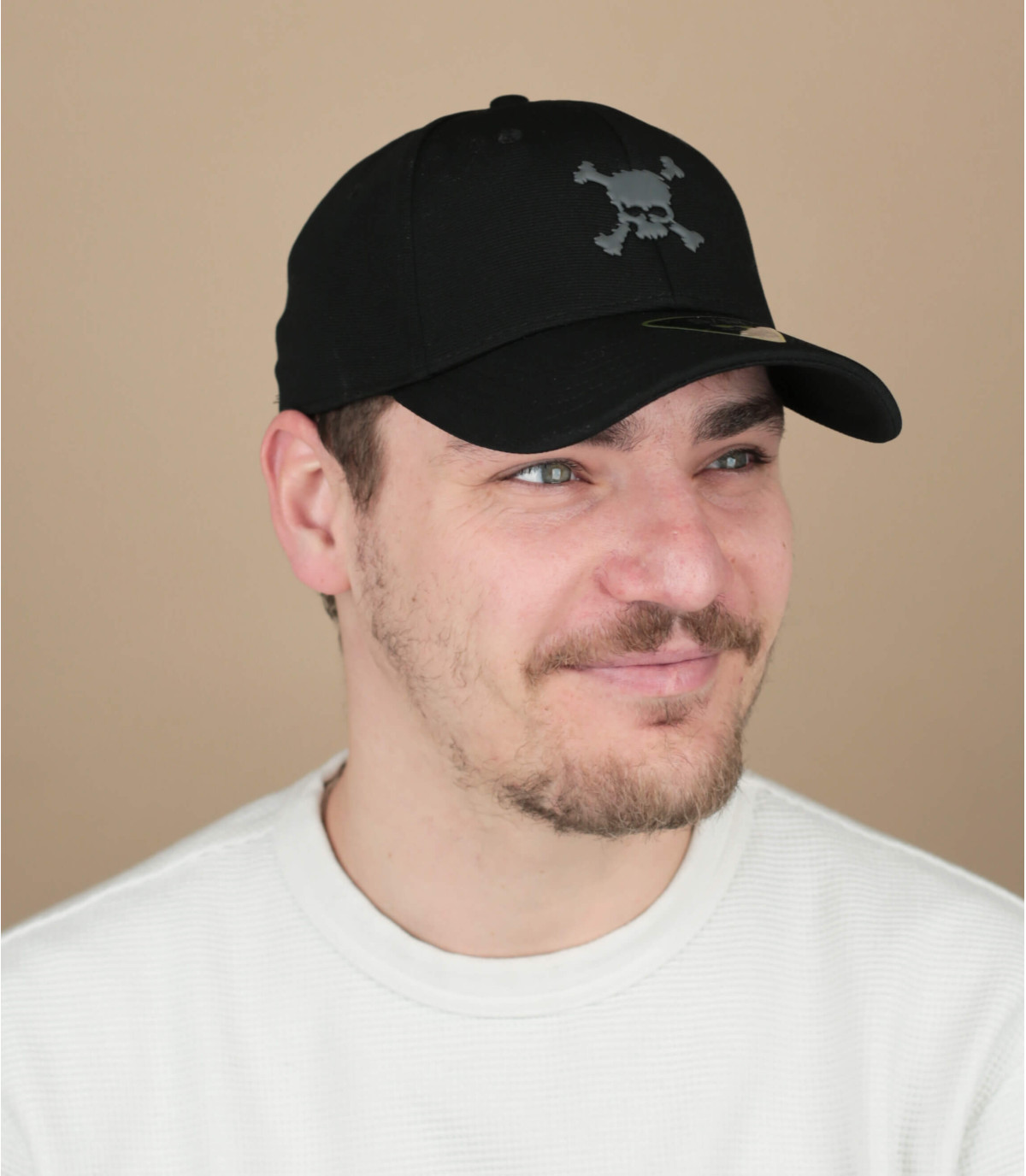 Black skull baseball cap Scatter Skull Cap blackout Oakley Headict